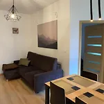 Przystanek Karpacz - Ul Komuny Paryskiej 3